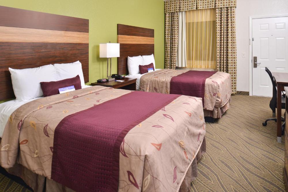 Double Room with Two Double Beds interior